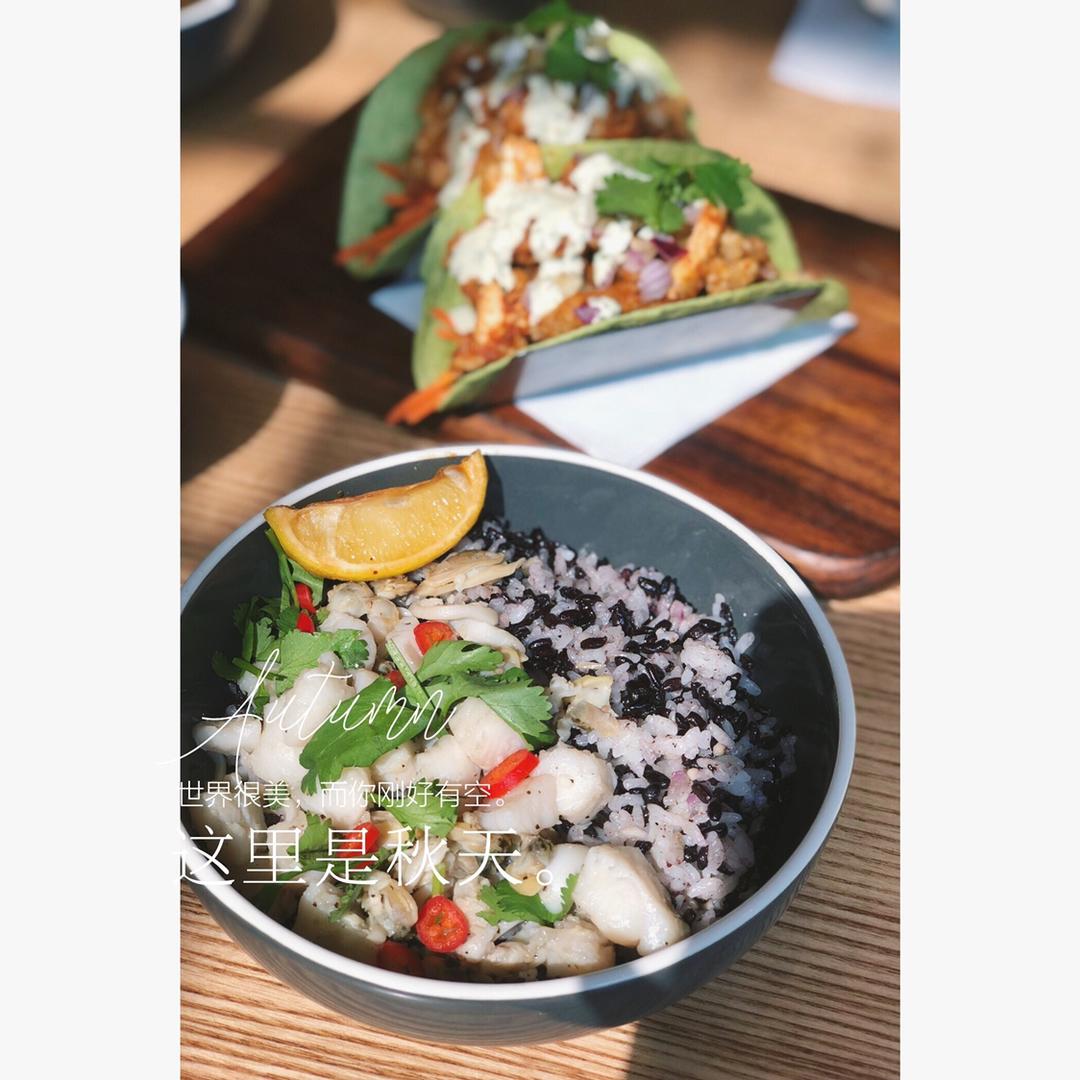 幸福挂脸上╭(╯ε╰)╮