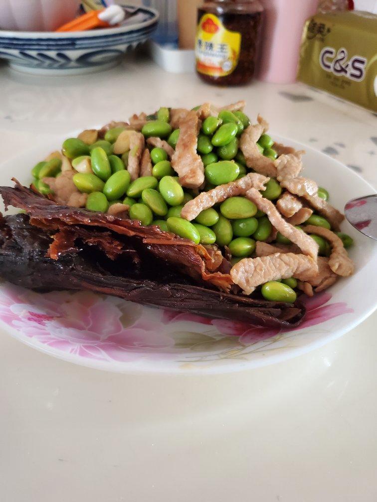 毛豆米炒肉丝
