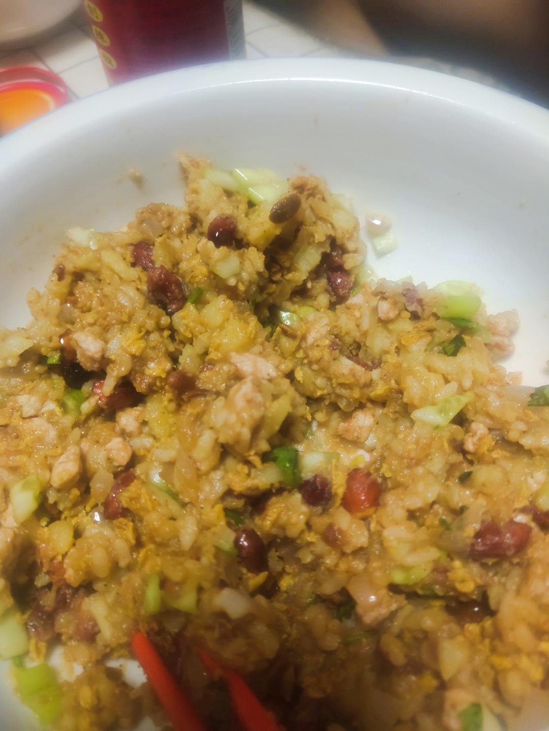 东北风味菜包饭