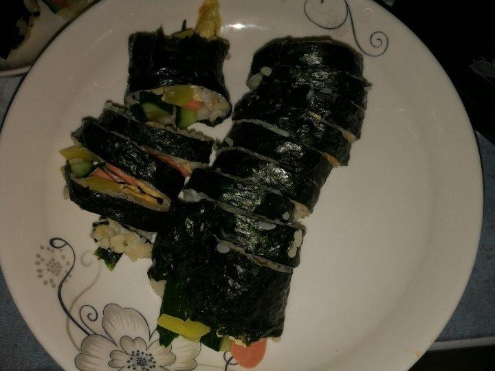 紫菜卷寿司