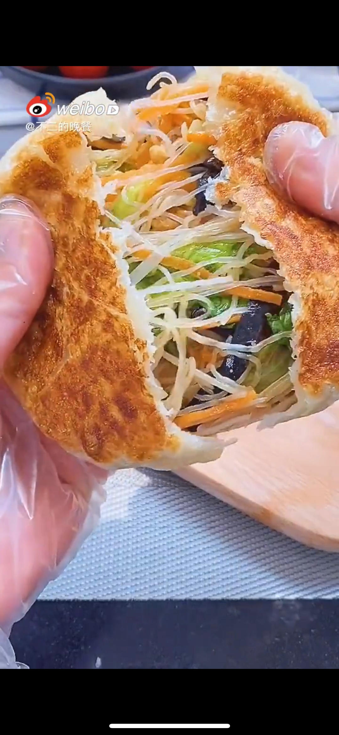 手抓饼粉丝包