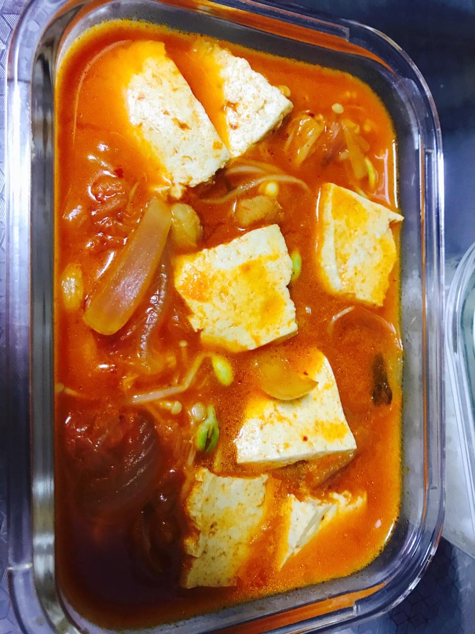 辣白菜豆腐汤