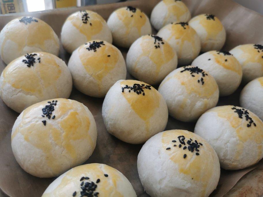 蛋黄酥（古早味）