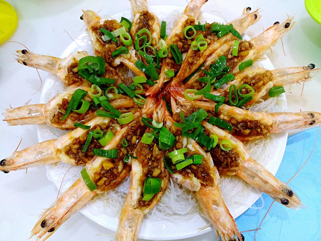 蒜蓉粉丝蒸虾
