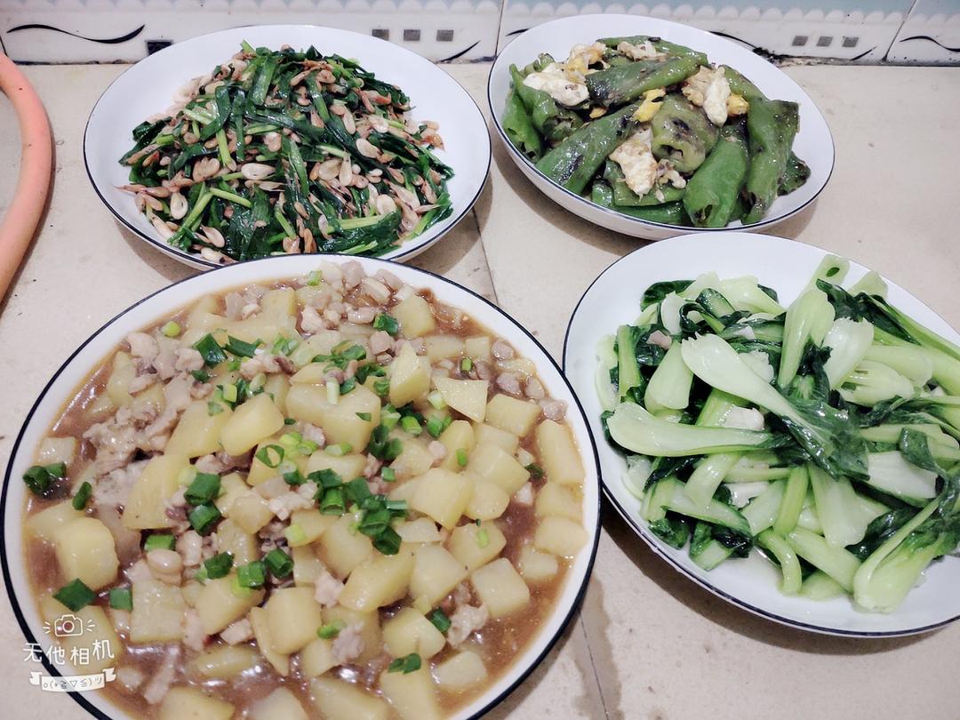 超级下饭肉沫土豆