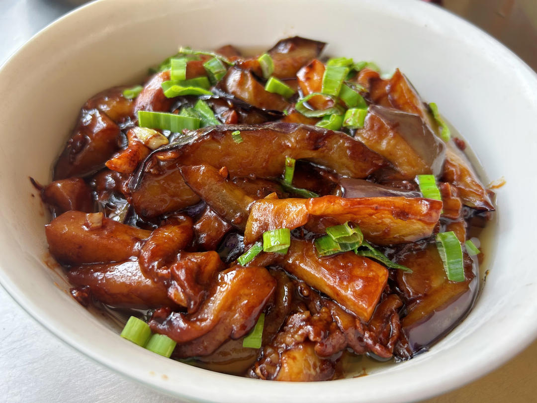 开胃下饭菜！巨简单的家常鱼香茄子煲