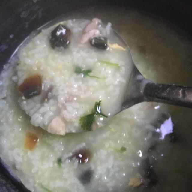 皮蛋瘦肉粥