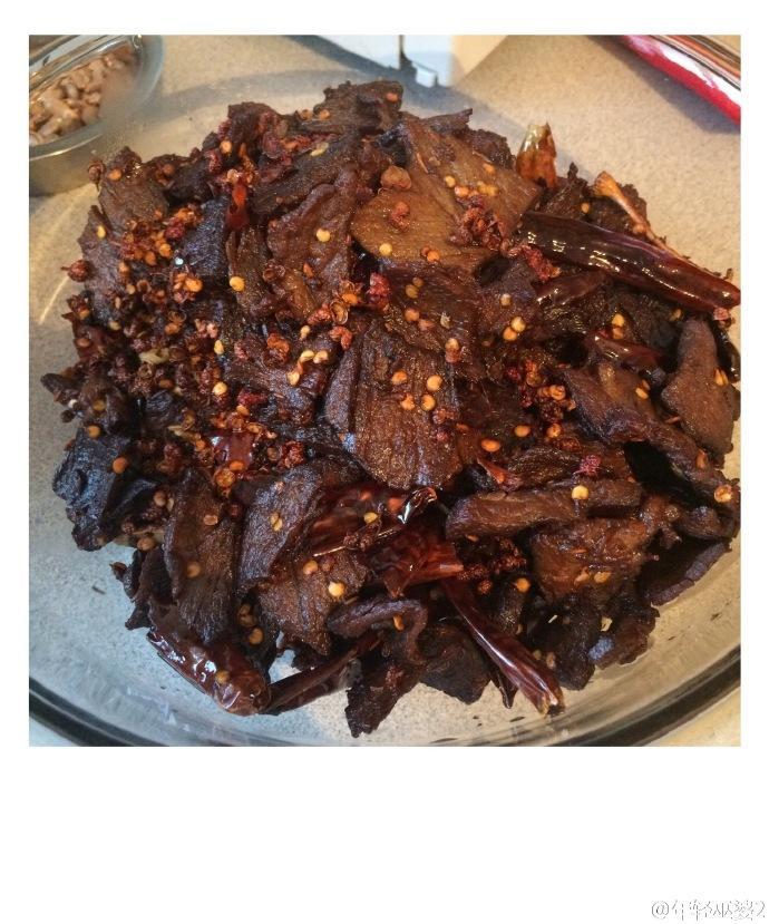 年轻巫婆的简单好吃辣牛肉（干）做法！