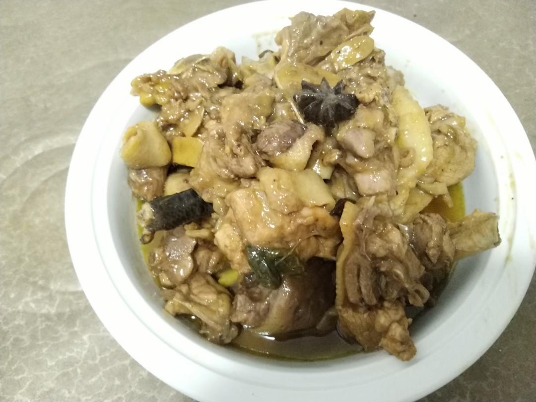 红烧大公鸡