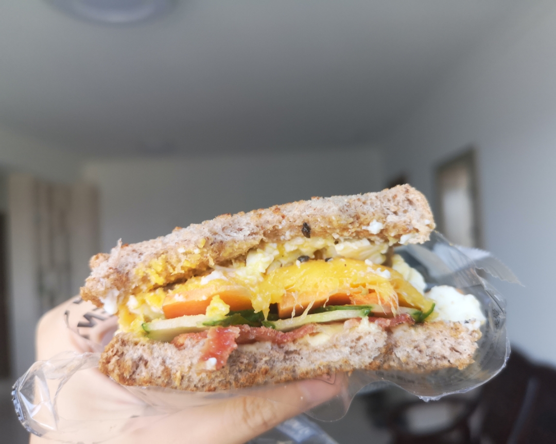 早餐 · 自由度非常高的三明治