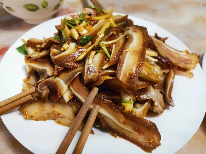 家常快手菜♨️凉拌猪耳