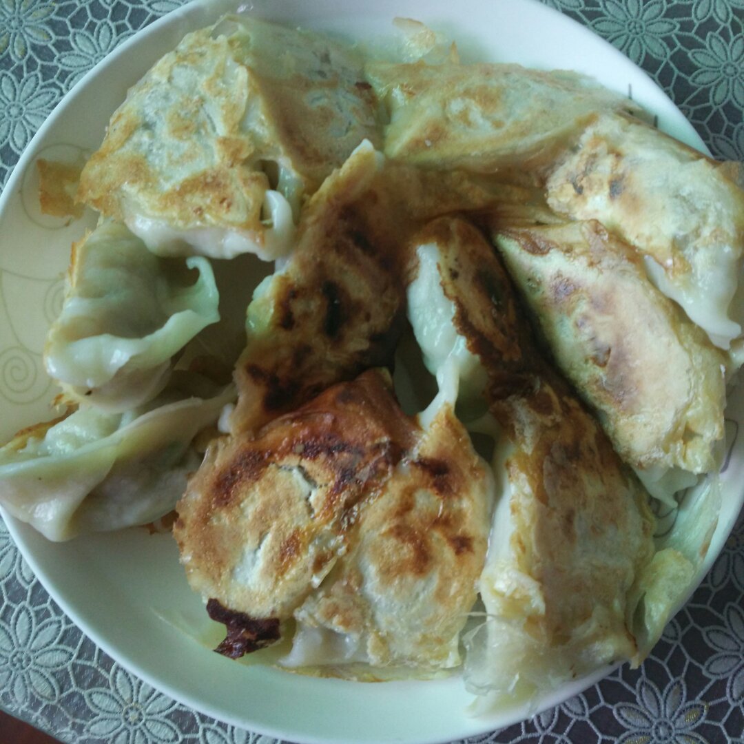 锅贴饺子