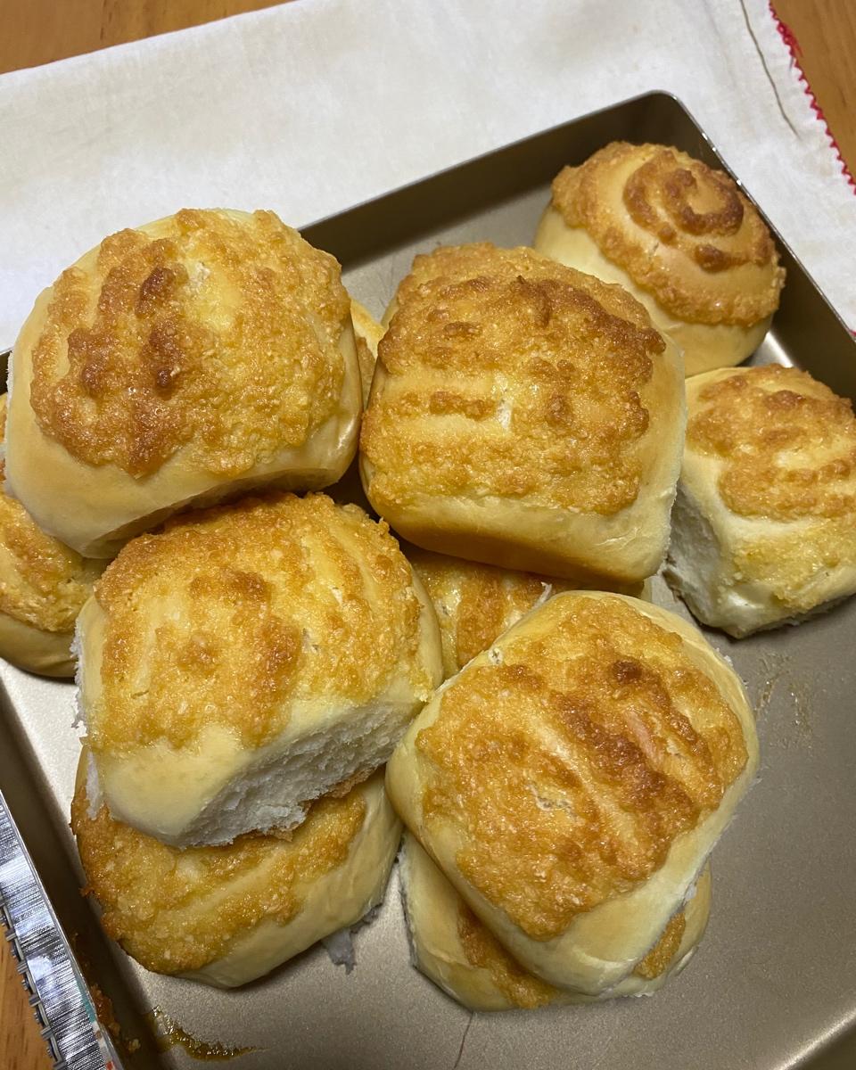 一次发酵同样松软的椰蓉小面包