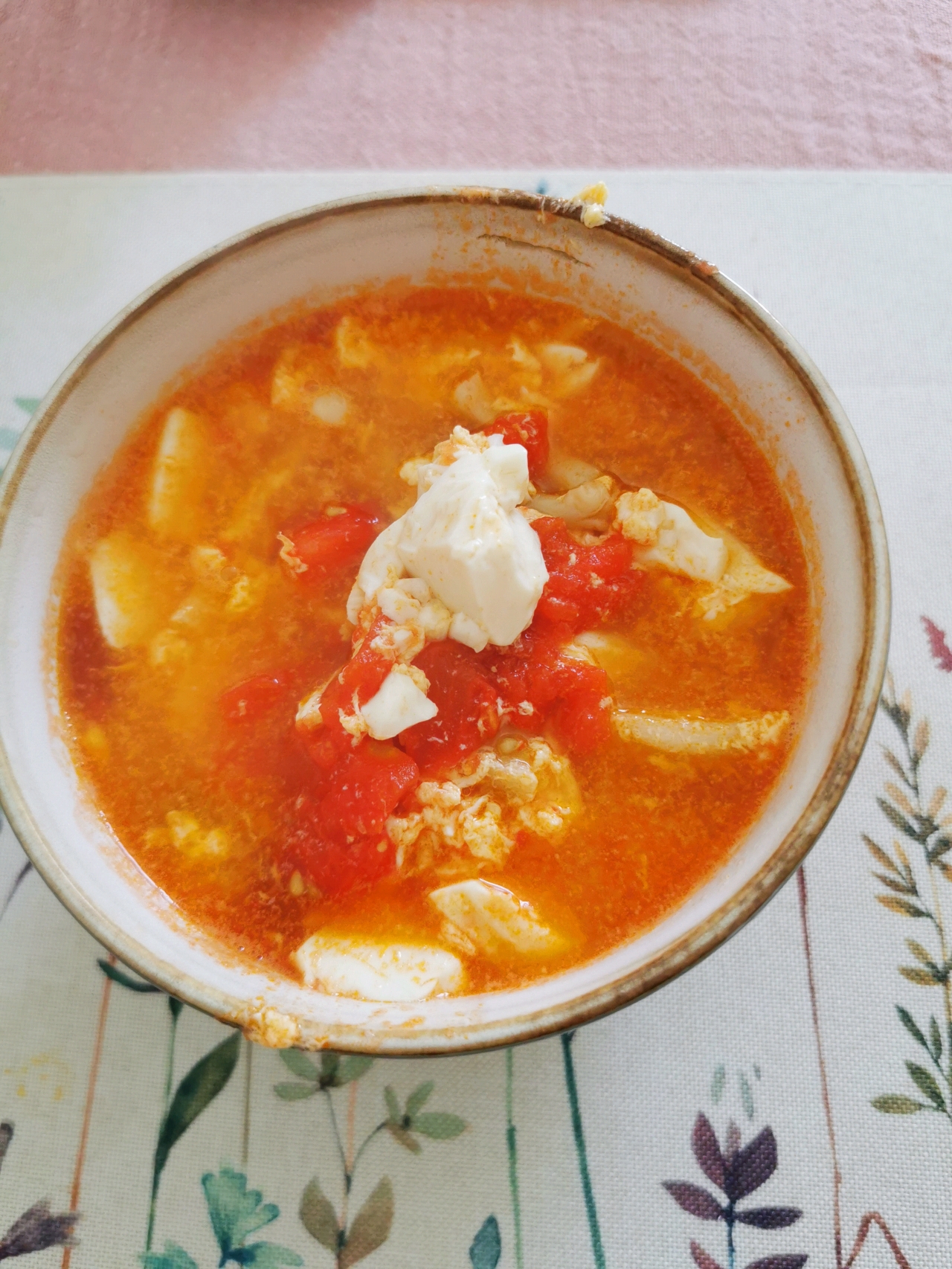 低脂低卡，简单又营养的番茄豆腐汤，巨好吃