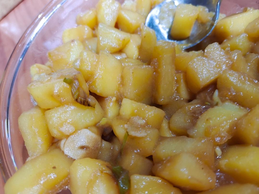 🔥巨下饭，软糯入味！比肉还好吃的红烧土豆