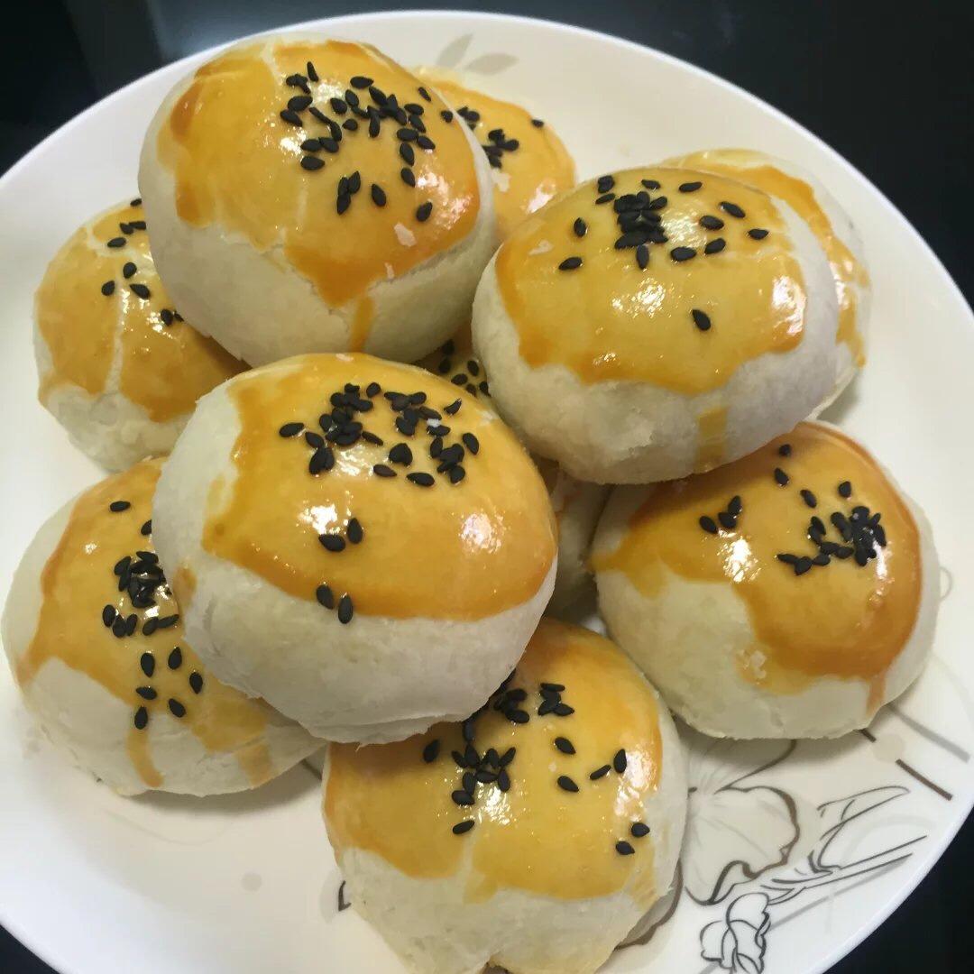 蛋黄酥