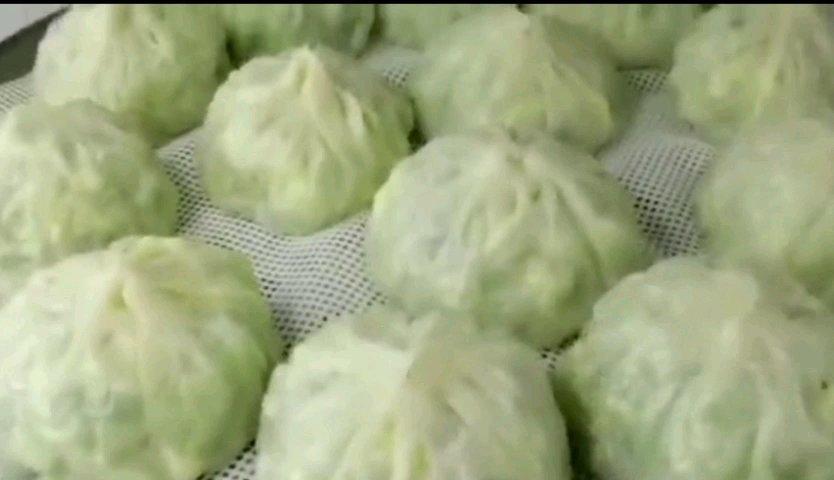 西葫馅素包子｜不用发面也不用烫面        个个皮薄如纸 晶莹剔透
