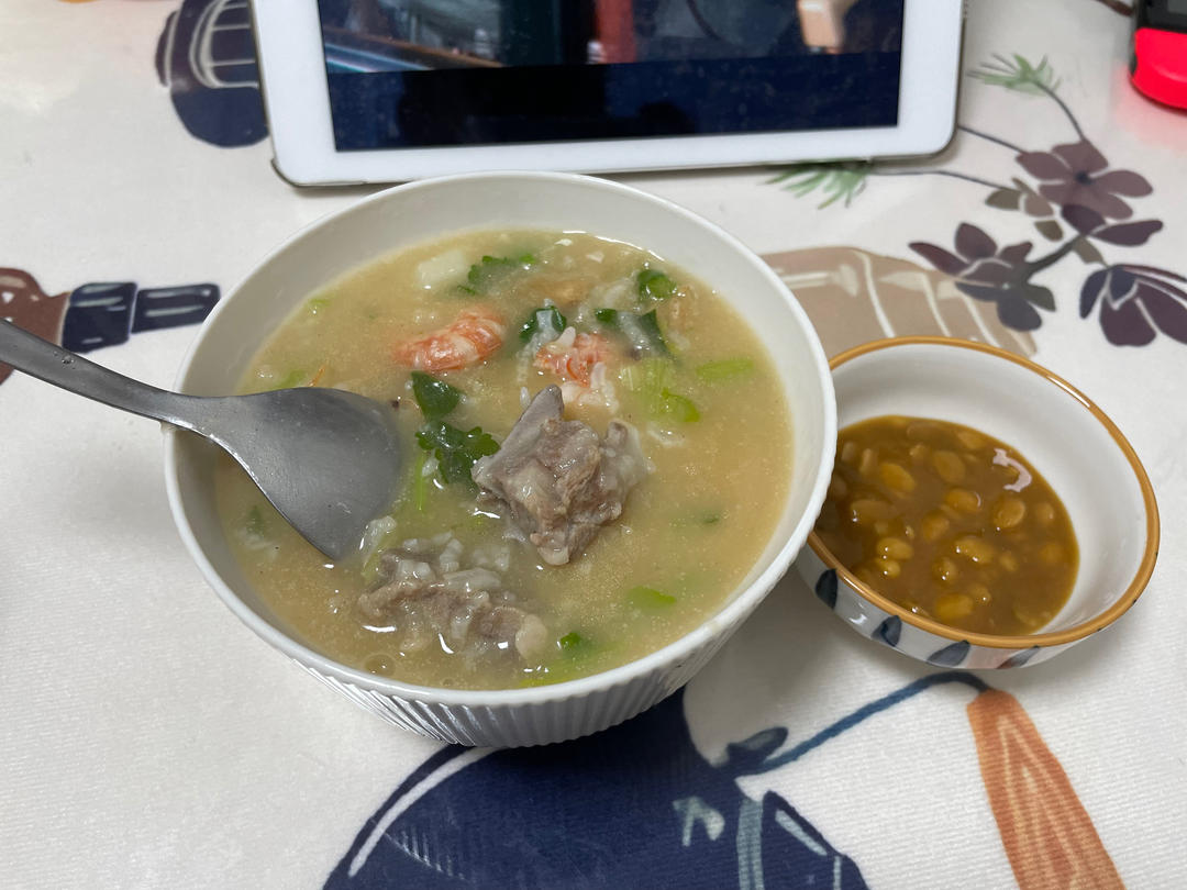 完爆大排档的潮汕砂锅虾粥！