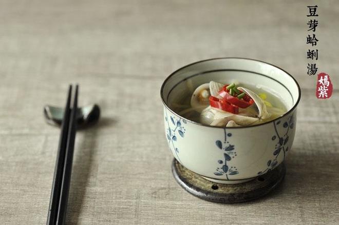 豆芽菜蛤蜊汤的做法