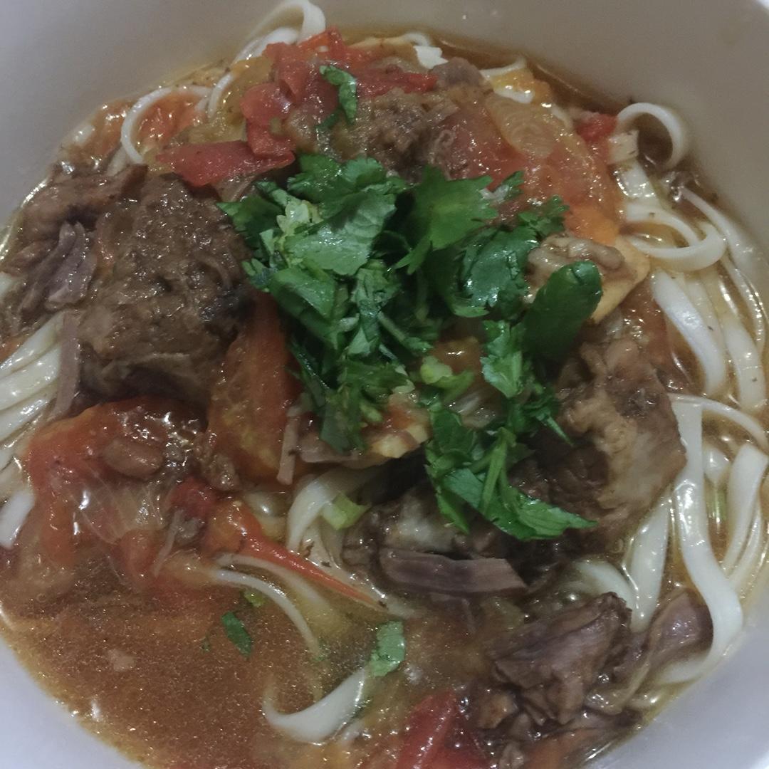 番茄牛腩面