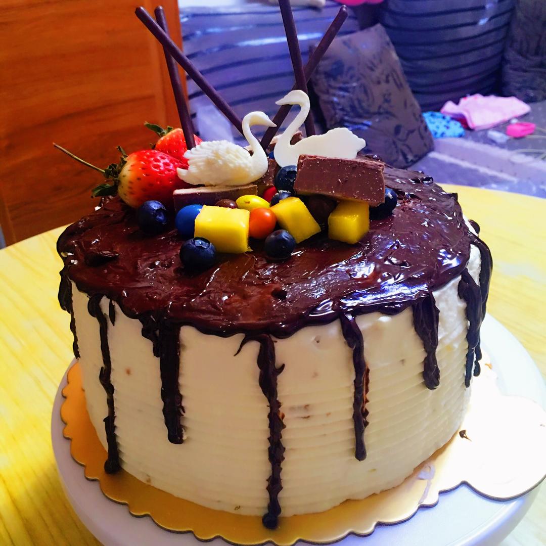 超简易可行的巧克力淋面（完全依靠个人经验）