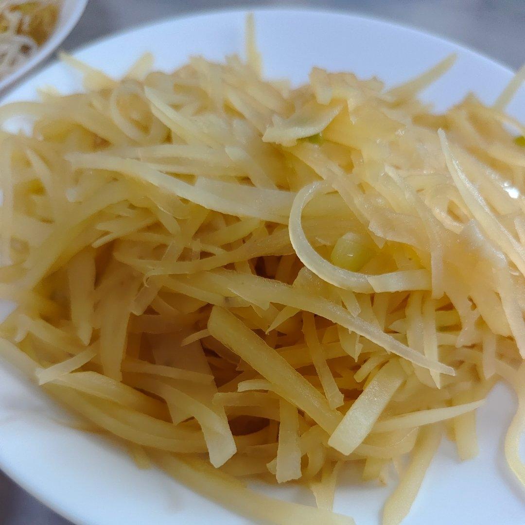 家常炒土豆丝