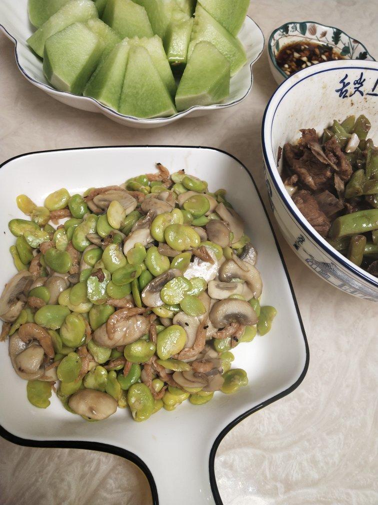 蘑菇鲜蚕豆