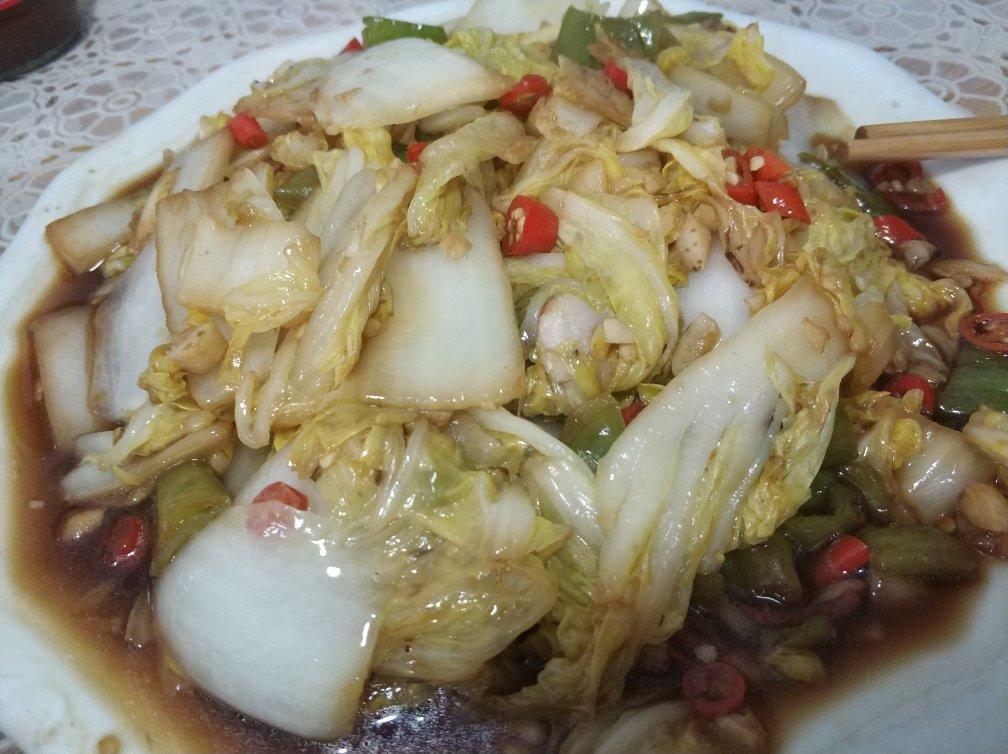 厨师长教你：“酸辣大白菜”的家常做法，酸辣又开胃，收藏了