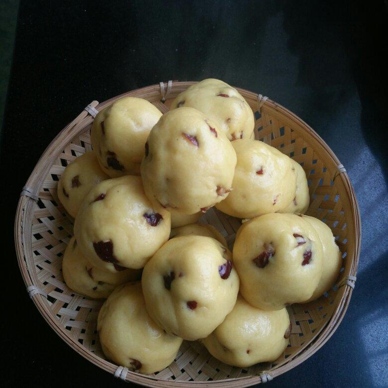 蒸一笼香糯小窝头