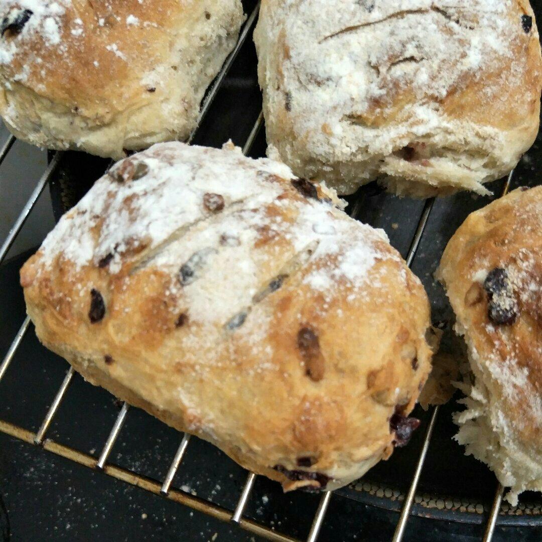 红茶巧克力蔓越莓全麦软欧包