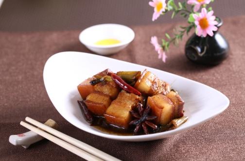 林志鹏自动烹饪锅烹制酸菜焖肉-捷赛私房菜的做法