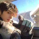 享受养生的年轻人