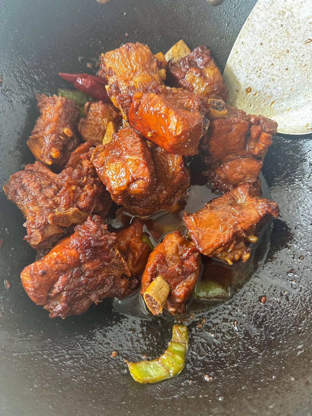 红烧排骨｜酱香浓郁