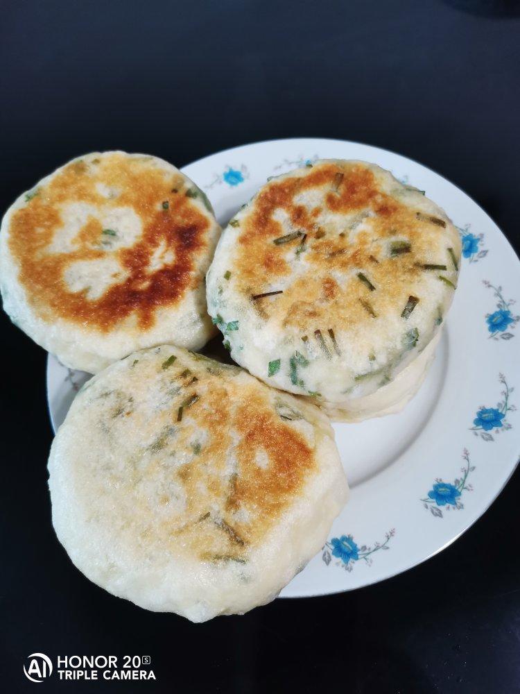 懒人版葱香发面饼 要多软有多软 零失败的方子 附细节视频详解