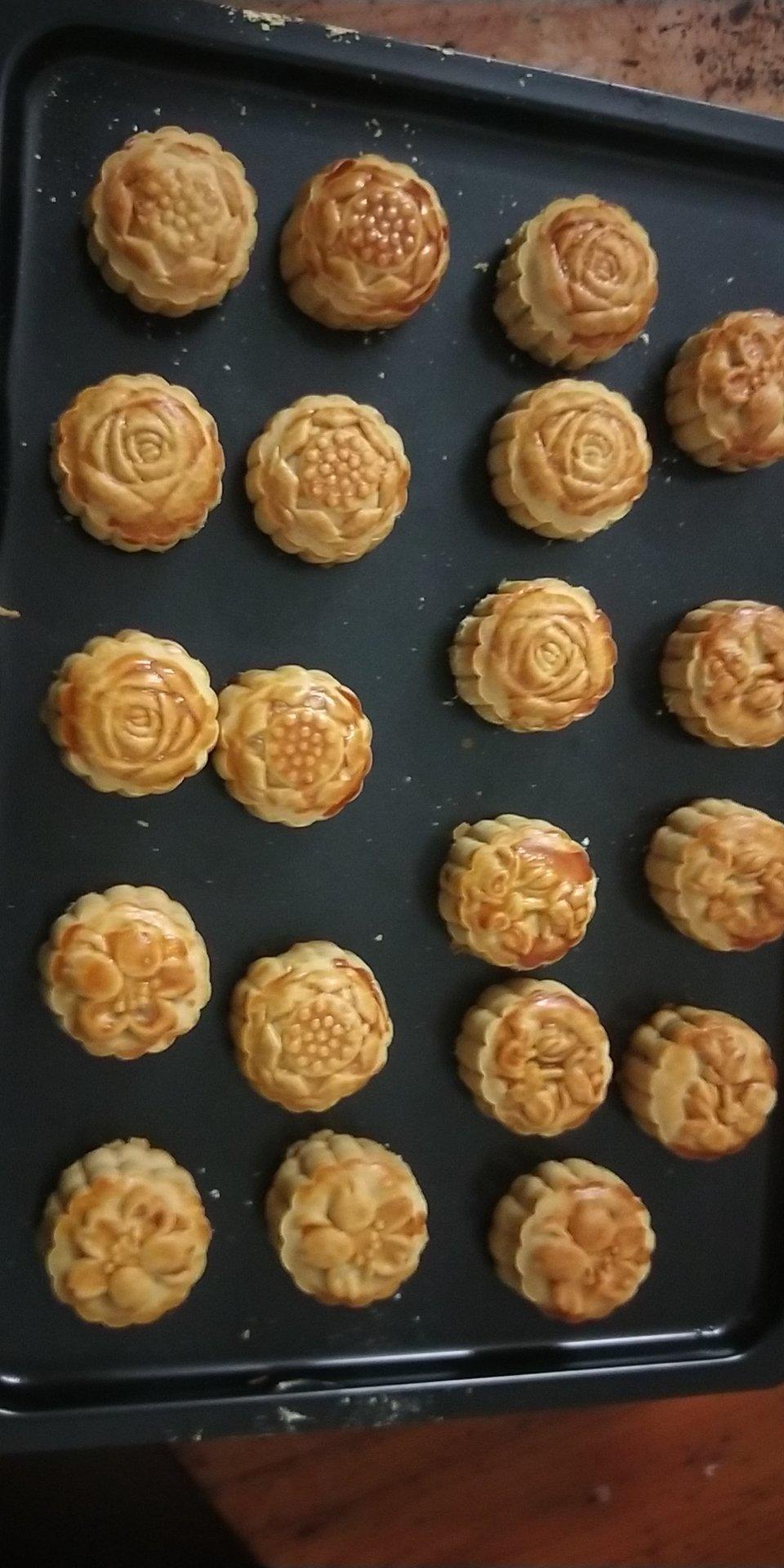 广式月饼（豆沙蛋黄馅）50克