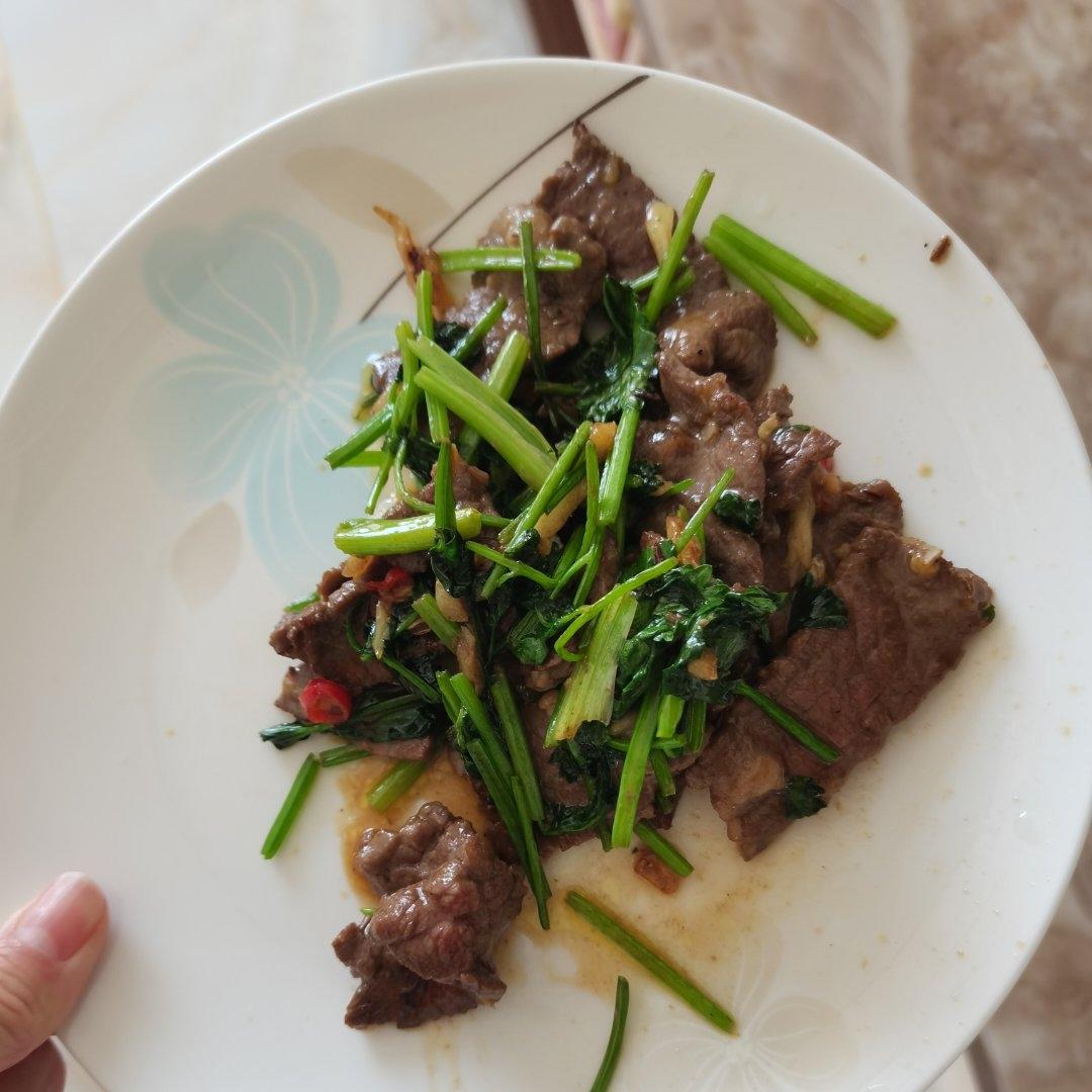 香菜牛肉
