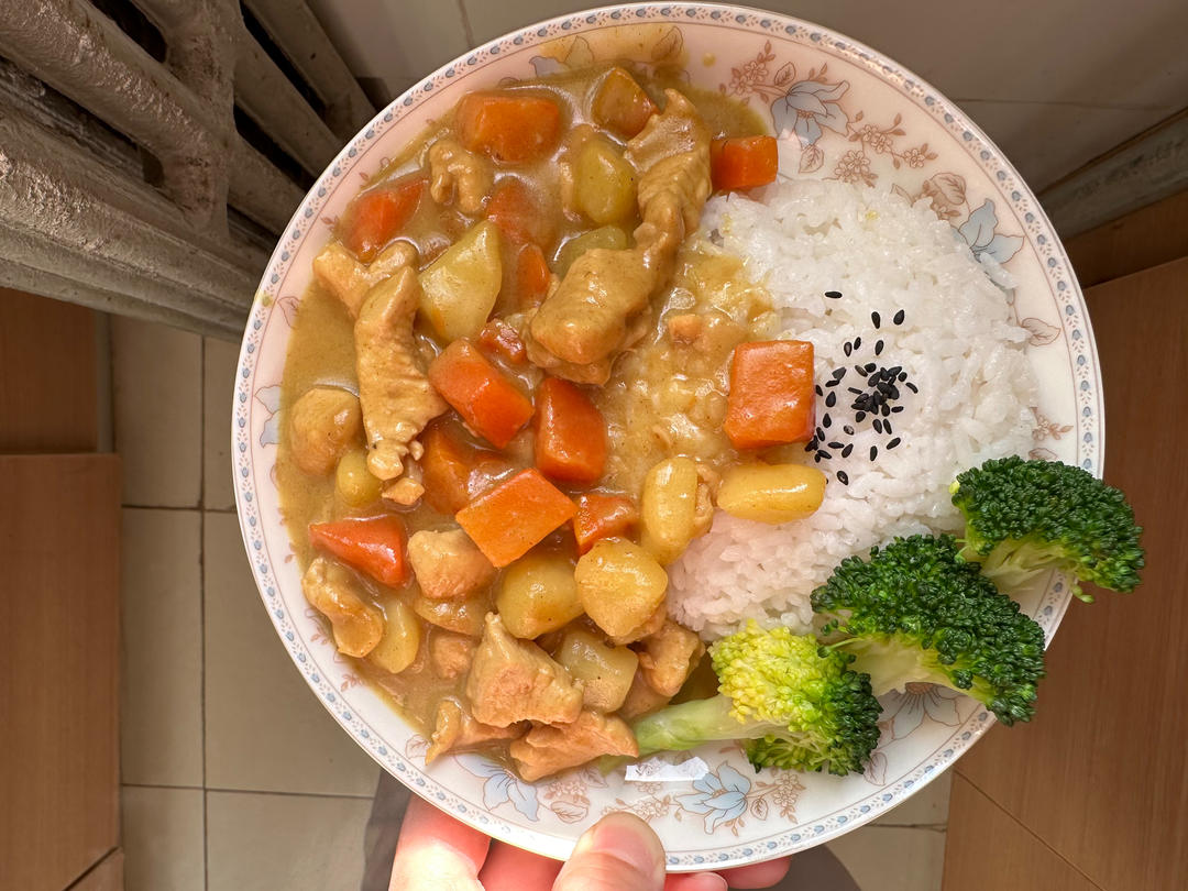 零失败日式咖喱鸡肉饭！！最正宗日本家庭做法！简单又好吃！