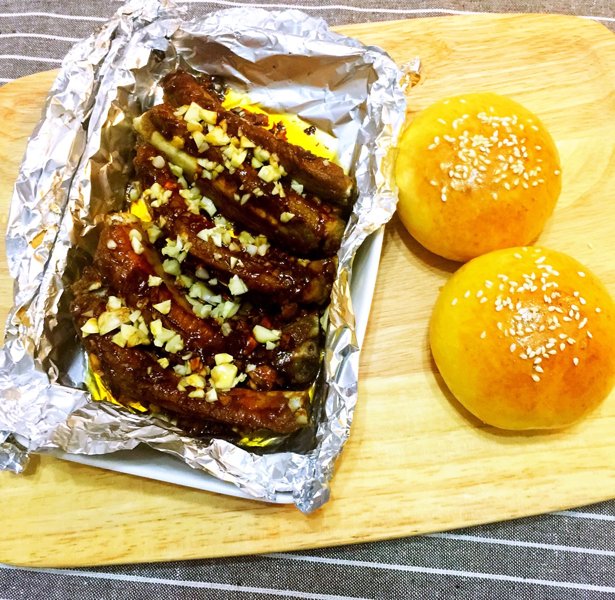 香到骨头里的蒜香排骨（烤箱）