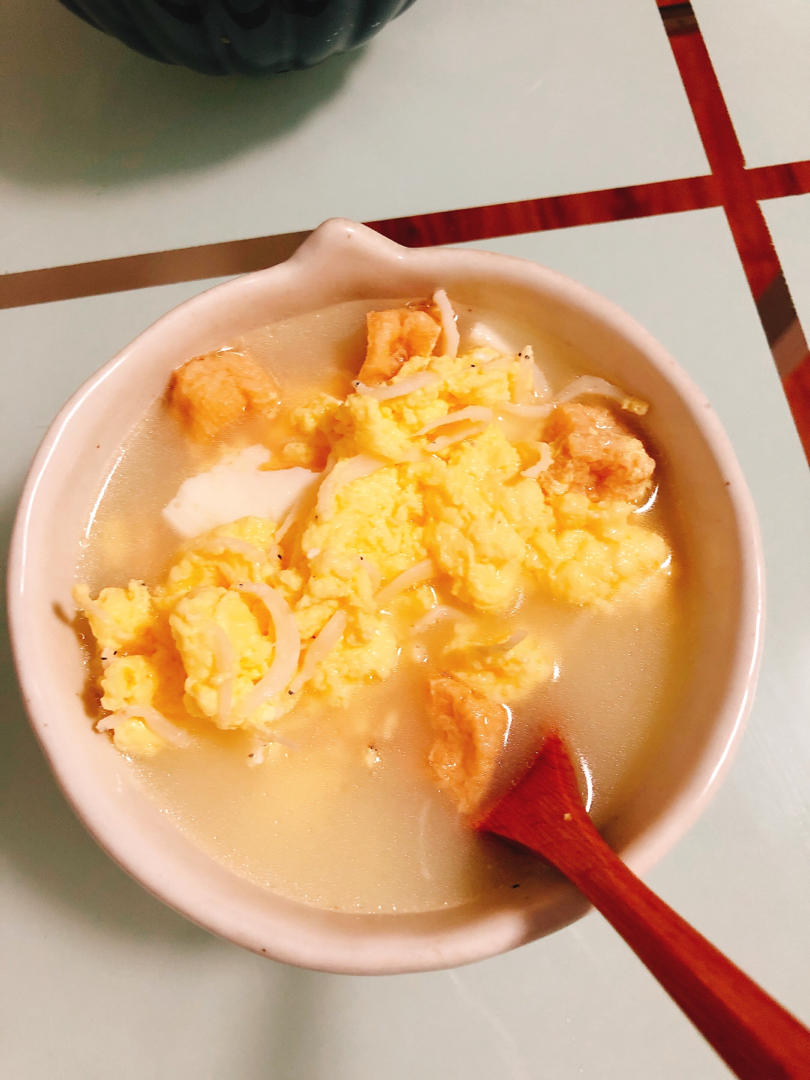 银鱼菌菇鸡蛋汤