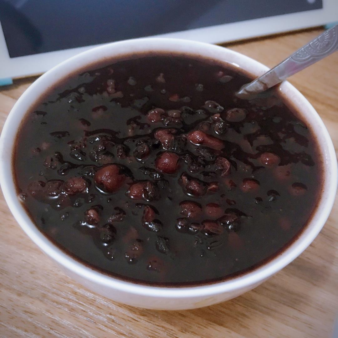 红豆黑米粥