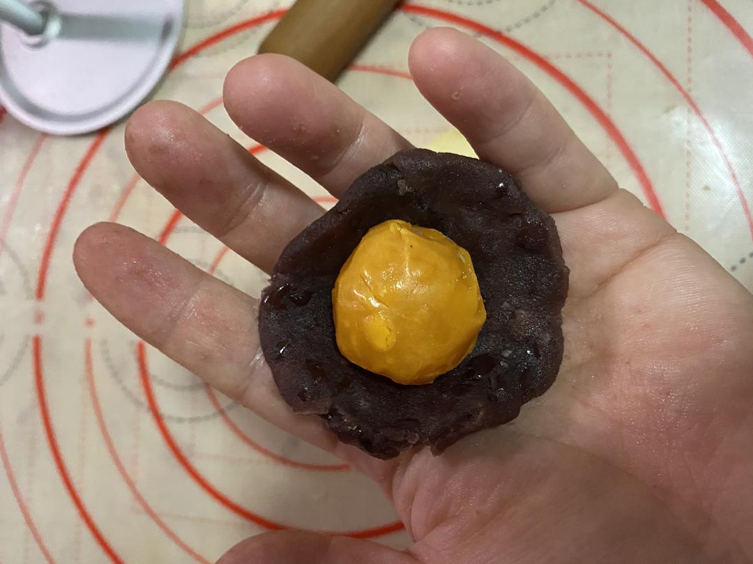 蛋黄酥（大包酥）新手包会！的做法 步骤18