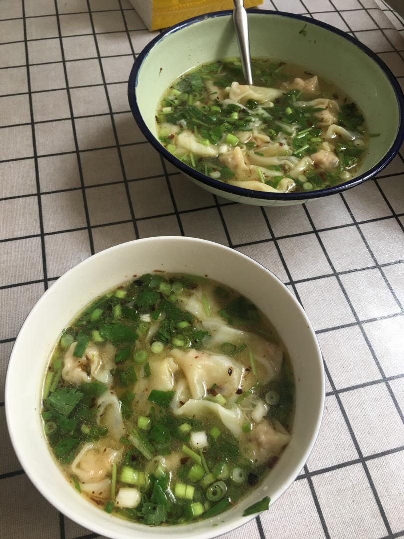 鲜肉虾仁混沌馅（附加超详细的混沌包法）