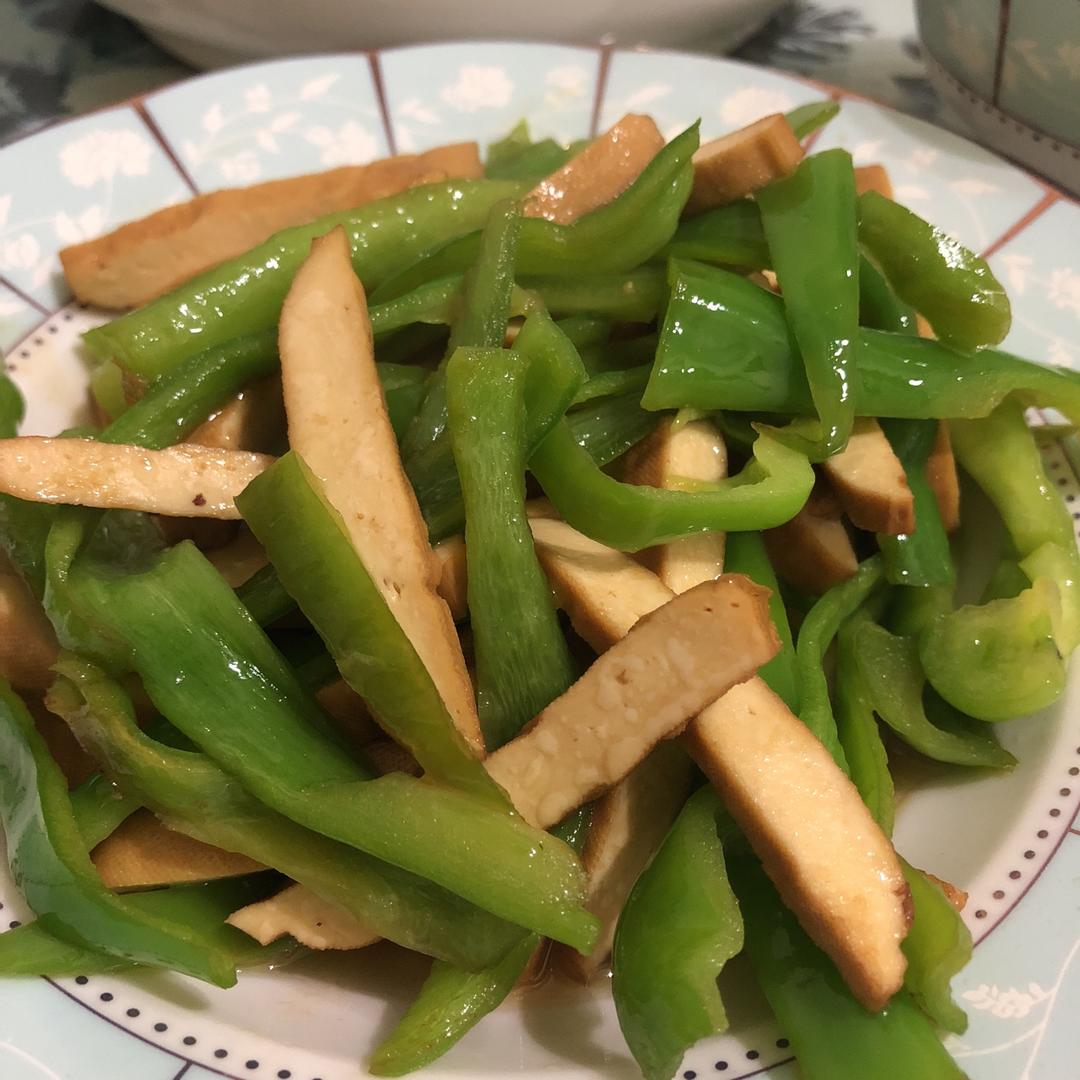 青椒炒香干