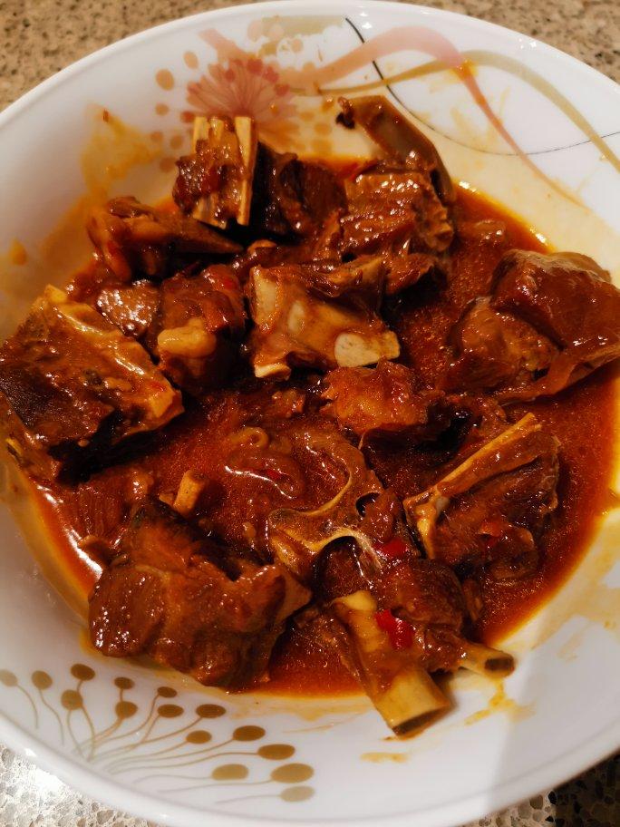 想吃正宗红焖羊肉，让起源地~新乡人告诉你😊➡️红焖羊🐏️肉的味！红焖羊🐑️肉的色！