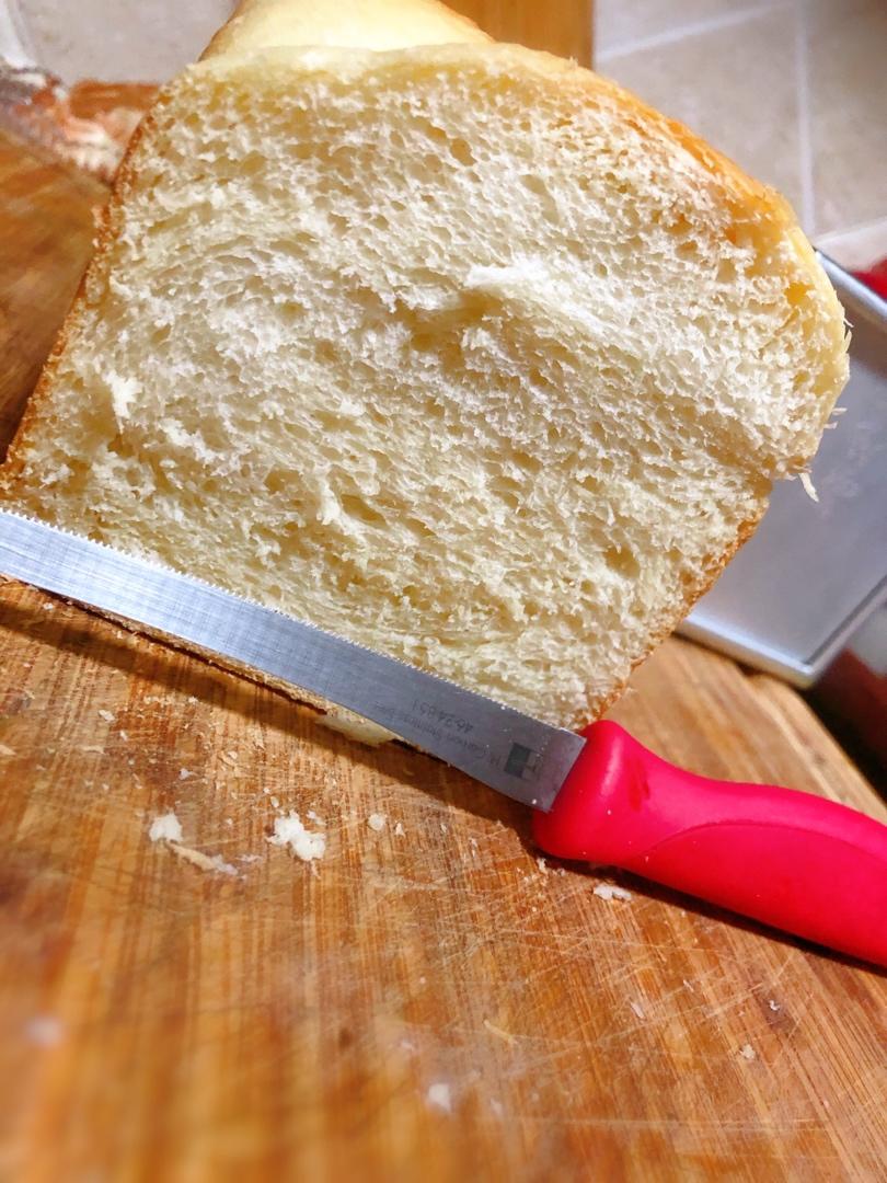 手撕鲜奶蛋白吐司