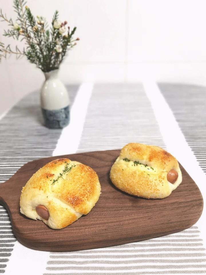可爱哒小胖砸‼️葱香芝士火腿面包🥯