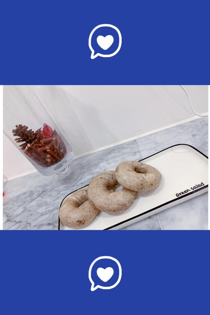 制作快！不用出膜，低脂好吃的面包就是它啦 | 贝果