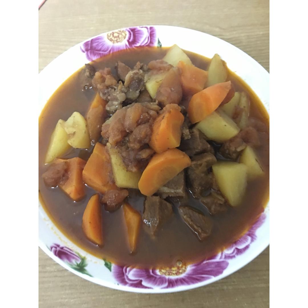 西红柿炖牛肉