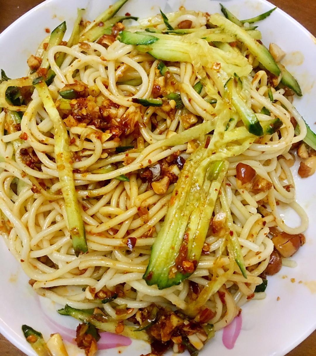 maggie619730做的姥姥的爽口凉面干拌挂面