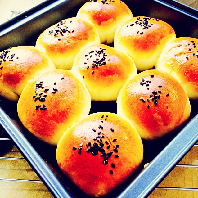牛奶红豆小餐包